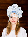 Кокошник Елена