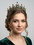 Диадема с камнями