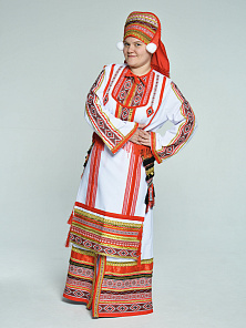 Мордовский народный костюм (платье, пулай, фартук, головной убор)